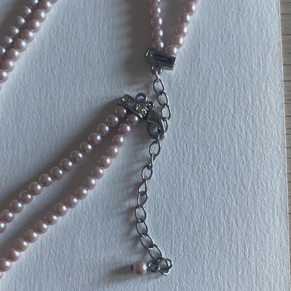 Vintage Avon Pink rhinestones and Faux pink pearl necklace w matching earrings - Picture 10 of 12